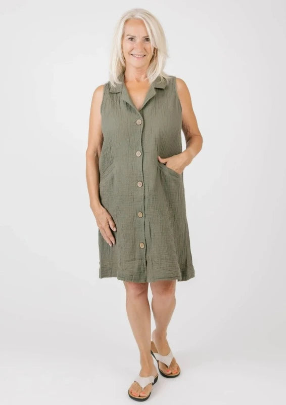Unveil your signature style in this Shannon Passero Marnie Dress! With its lapel collar, button close, and pockets, it's an effortless dress that'll have you looking the part! Not too long, not too short – it's just the right length to rock the party. Let's get movin'!      5046