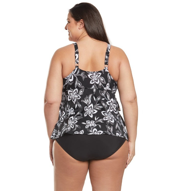 Take control of your style with this unique triple tier curve one piece! Flaunt your assets with a flattering v-neckline and adjustable straps, while enjoying the slimming effect of the three-tiered design. Plus, you'll have the confidence of full bottom coverage and interior tummy control panels - no holding back necessary! Fit up to a D-cup? Hell, yeah!