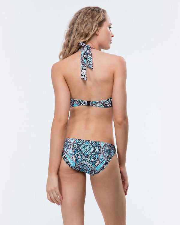 Make a statement this summer in the Seafolly Kashmir Bikini Set! Featuring a stunning mosaic print with a halter-style top and hipster bottoms, you're sure to turn heads. With extra support from hidden underwire and gripper tape, you'll feel confident swimming and partying all day long! Ready for a pool party? Dive in!    3076501/4005401