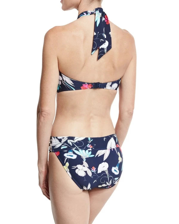 Make a splash with Seafolly's Flower Festival Bandeau Twist Bikini set! Featuring a vibrant floral-print microfiber and halter straps that can be tied around the neck or at the center, this chic swim top offers support and style you'll love. Boning, soft cups, and gripper tape complete the look. Get ready to frolic in the sun!    33816011/4014501