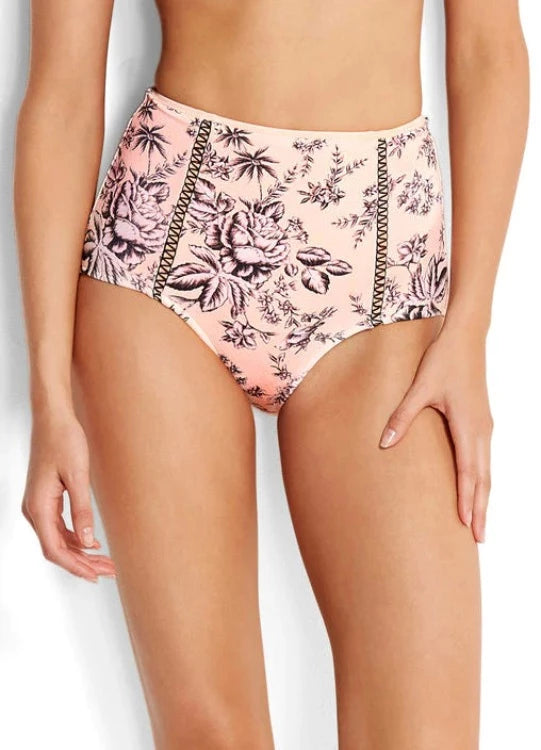 This playful Seafolly Love Bird Bandeau Bikini Set will take your beach style to the next level! The top features a bandeau-style with removable straps, underwire, and grip-on cups, all held together with a plastic clasp. The high waisted bottom has ladder stitch detail for ultimate style and flattery. Get ready to soak up the sun!    30574184/40304 