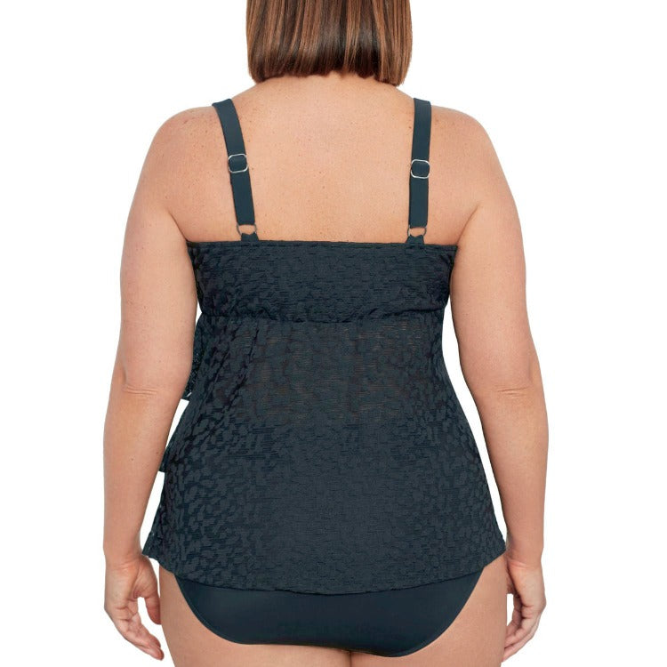 Let your silhouette come alive in the chic Shadow Tier Curve One Piece! Featuring a flattering triple tier ruffle and a soft cup bra for ample support, you'll be turning heads wherever you go. With adjustable 1” straps and a dreamy, high straight backline, this piece is an absolute must-have. Ready to hit the beach? Now you are! 