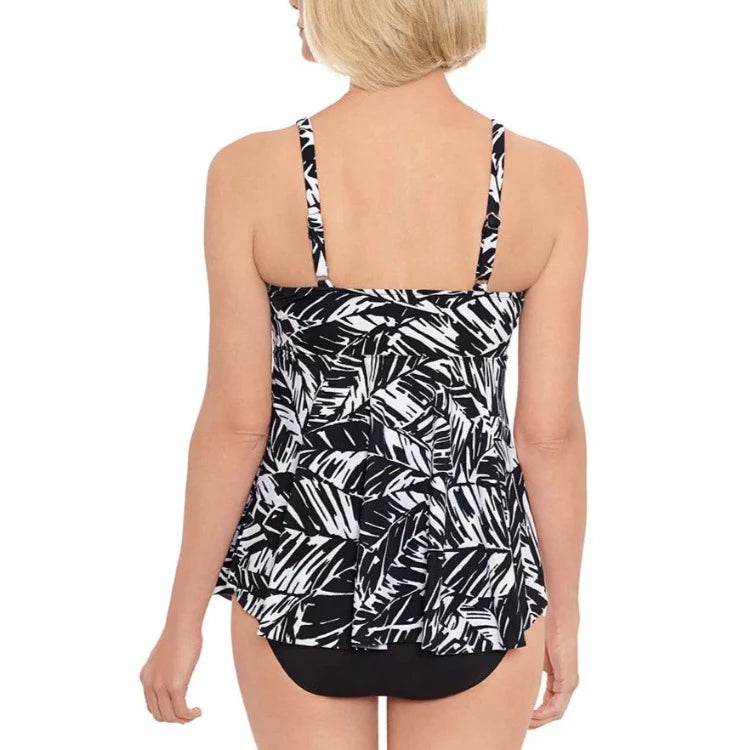 Dive into summer style with the V-Neck Tankini! Featuring a black and white tropical leaf design and a flattering flowy fit, you'll be turning heads in this one-of-a-kind look. Not to mention, the underwire and adjustable straps provide all the support you need to stay chic and comfortable all day long. So what are you waiting for - jump in!