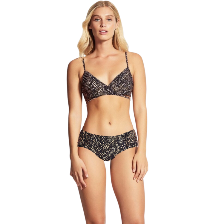 Be wild and enjoy the sunshine wearing our Seafolly Safari Spot Wrap Bikini Set! This fashionable piece is inspired by nature and crafted with the environment in mind -- it's like mother Earth giving you a hug. With an underwire bra style top, adjustable straps, ruched sides, and mid-rise bottoms, you'll look and feel your very best. Grab your spot for a wild and stylish time today!    30834655/4013765