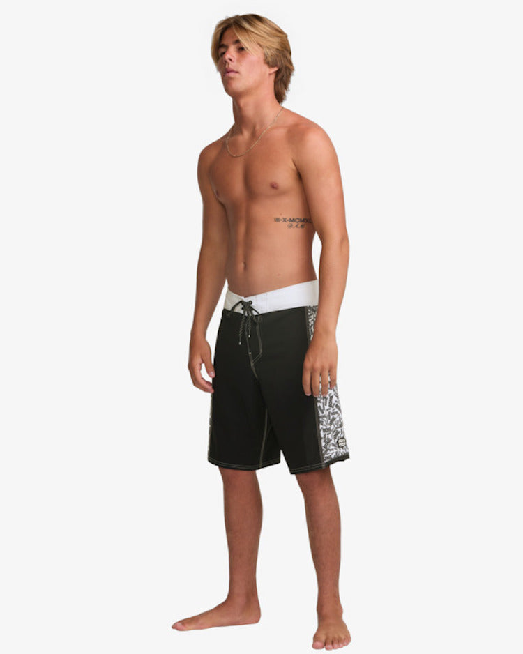 Scoop Pro 20" - Performance Board Shorts for Men