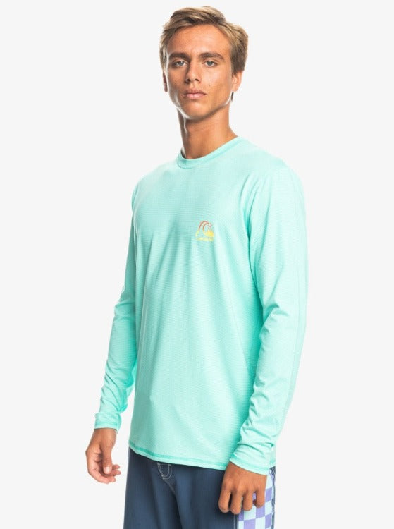 Put your trust in the Quikksilver Heritage Heather Long Sleeve Rashguard and let it take you to the shore of shredding excellence! This advanced surf tee boasts serious sun protection and chlorine resistance, plus a luxurious, soft-brushed cotton feel that won't stretch out after a day of shredding. Plus, its moisture-wicking and lightning-fast drying technology will keep you looking and feeling good all day long. So go ahead, ‘shralp’ away!    EQYWR03381 
