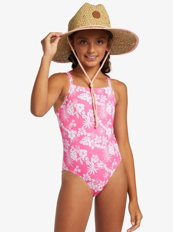 Make a big splash with the Aloha Spirit Girls One Piece! Crafted with recycled swim fabric and chlorine resistance, fresh and vibrant colors will always be here to stay - no matter how epic your cannon balls and water slides get! ?! Get ready for a summer of fun in the sun!