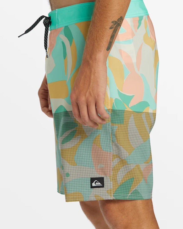 Highline Straight Leg 19" Boardshorts