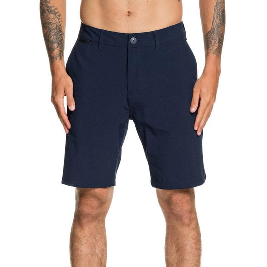 Unite business and beach with the Union Heather 20" Amphibian Board short. Recycled, quick-dry, performance fabric with a 20" outseam is perfect for office, ocean or all the places in between. With belt loops, side pockets, non-corrosive zip fly, button closure and back zip pocket, you'll look sharp and stay comfortable. Time to make waves!    EQYWS03653