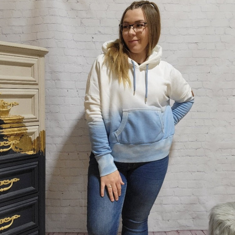 Wanakome Zenni Hoodie  We're obsessed with this cropped dip dyed hoodie! It's a relaxed style but does fit small so size up. Crystal is wearing the XL and she usually is a Large or XL.  Style:5353