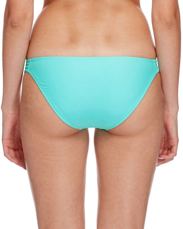 Be the life of the beach party in the Body Glove Smoothies Flirty Surf Rider Bikini Bottom! These low-rise bottoms hug your hips for a sizzlin' look, while the multi-strap sides show off your style. Add in fuller coverage and you've got a beach look that'll make waves!