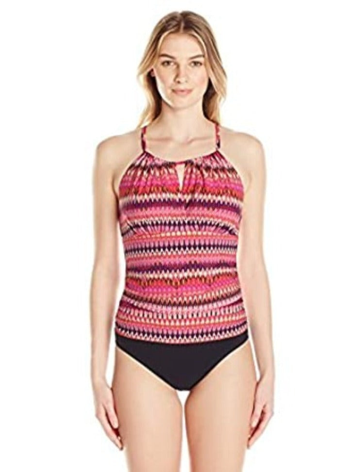 Look and feel your best with the Keyhole One Piece! This fauxkini one piece will keep you feeling secure and supported with its adjustable straps and soft cups, plus the strategically placed keyhole and ruching give you a flattering slimming effect. Plus, its versatile design lets you customize your look to your heart's content! Get creative and have some fun!