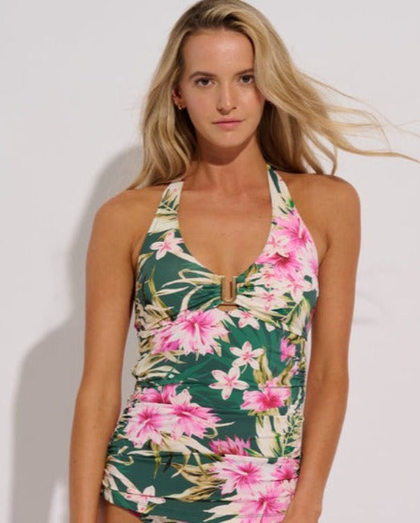  Slip into wardrobe heaven with the Everyday Sunday Tropic Shore Halter Tankini w/ Galapogos High Waist Bottoms. This dreamy two-piece features fresh pinks and greens, and oozes tropical style and flattering coverage. So, whether you feel like bein' cheeky or keepin' it classic, the halter tankini ensures the party never leaves your side. Let's hit the beach, babes! Removable cups Buckle at front Retro high waist Regular leg Mid coverage