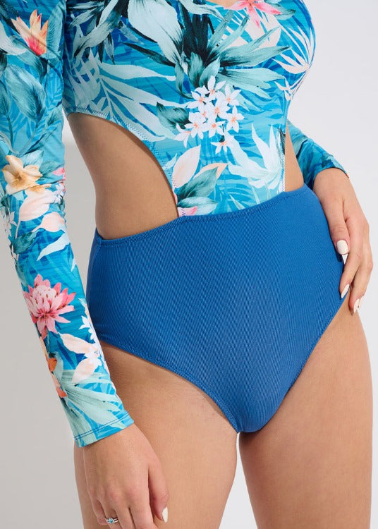 Dip your toes, dive in, and have fun in this multifunctional rash-guard. Make the planet proud with recycled rib fabric that's both smooth and eco-friendly. Includes hot-swappable cups, long sleeves, side vents, a back keyhole & button, semi-high leg, and a svelte back fit.