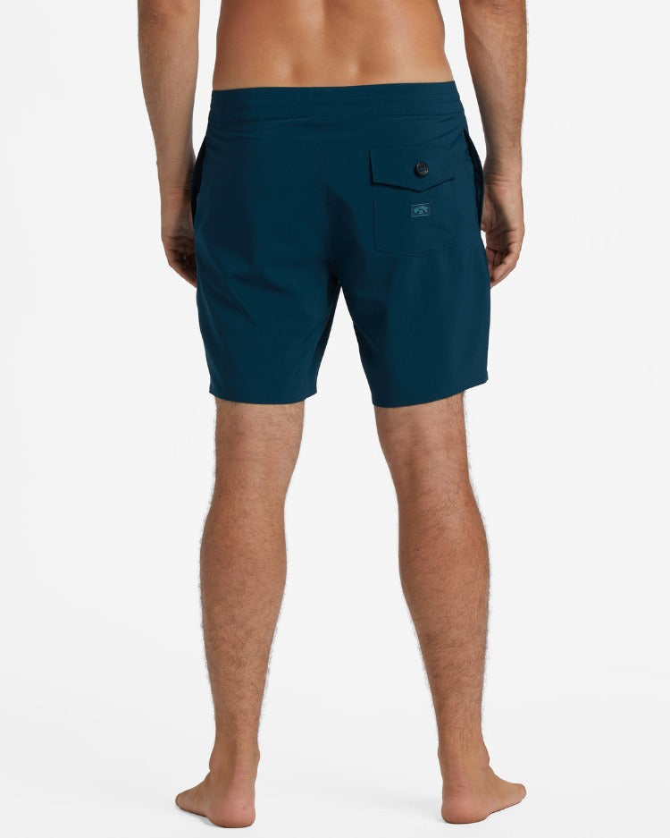 Take the plunge in the Billabong All Day CiCLO® Lo Tide Boardshorts 17", made with Recycler 4-Way Stretch fabric and CiCLO® Fibers for an eco-friendly design. Enjoy a lightweight and quick-drying experience thanks to the Micro Repel water repellent coating. With an elastic lasso waist, adjustable drawcord, side pockets, and a back flap pocket, you'll be ready to rock the beach with max comfort and convenient style!      Colour: NVY(Navy)/MIL(Olive)