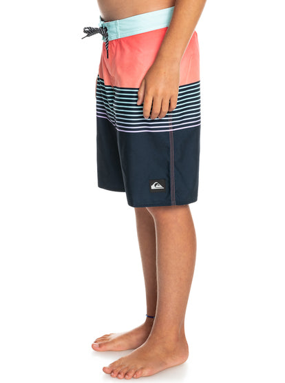  He'll hit the waves in style with the Everyday Slab SurfSilk 17" Boardshort for boys. Stoked with recycled fabric that's infused with stretch and flex, this modern board short provides maximum comfort and minimal drag. Showcasing authentic surf style with a modern pattern and mix of colors, the quick-drying capabilities mean he won't have to slow his roll! Ready for adventure, he'll be the apex of alta-cool when he sports the real deal.      EQBBS03594