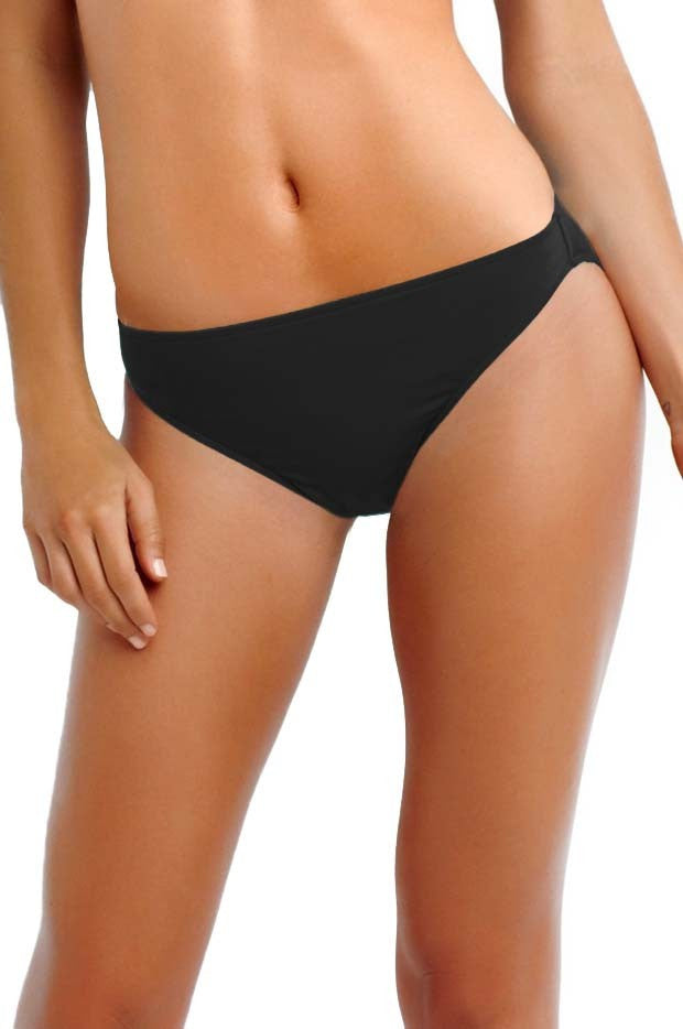 Take your poolside style up a notch in the Walk the Line DD Cup Bikini. This ultra-chic two piece is designed with sports-luxe styling and features hidden underwires, side boning, and adjustable straps to keep you supported and secure at every angle. With gathered centre front details and a classic regular fit hipster pant, you'll be walking the line between fashion and function in no time.    30660DD432/44006