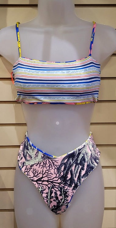 Make a statement (and waves!) at the beach with this Maaji Lorelei Atrium Bikini Set. With its strappy bralette top that features removable pads, a tie-back closure, and reversible design for a fun surprise, you can show off your style while keeping your peace of mind. The high-rise bottoms with mild seat coverage make this cheeky suit the one and only you need for summer!